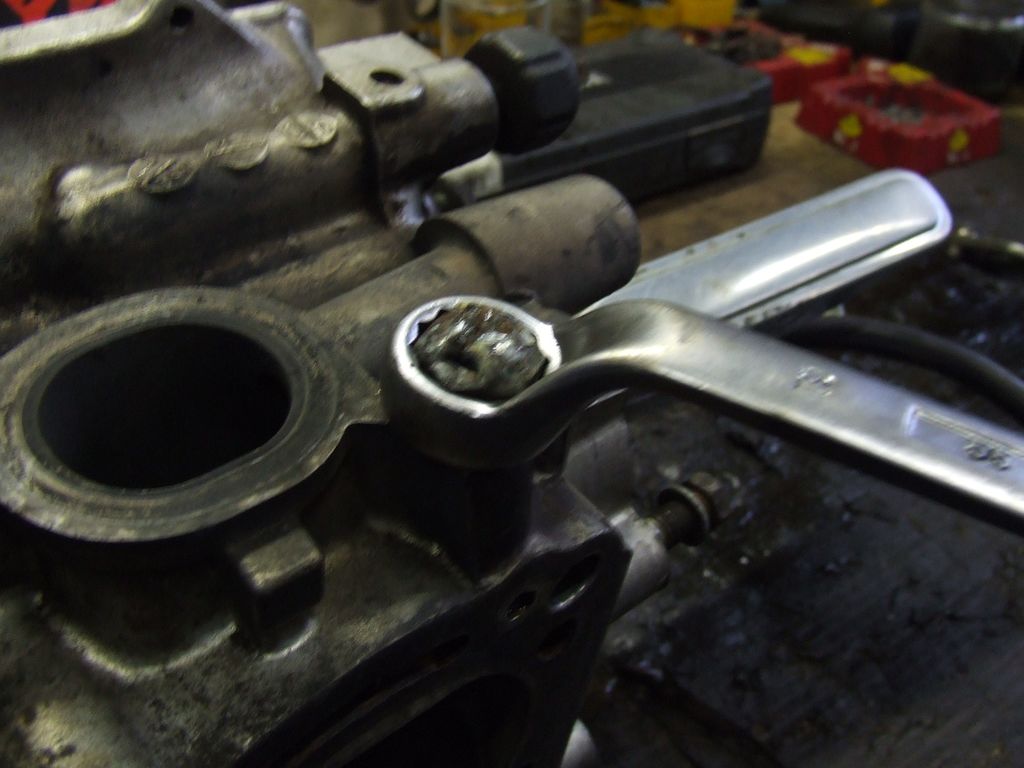 moteur GT4 019 : moteur GT4 019.JPG