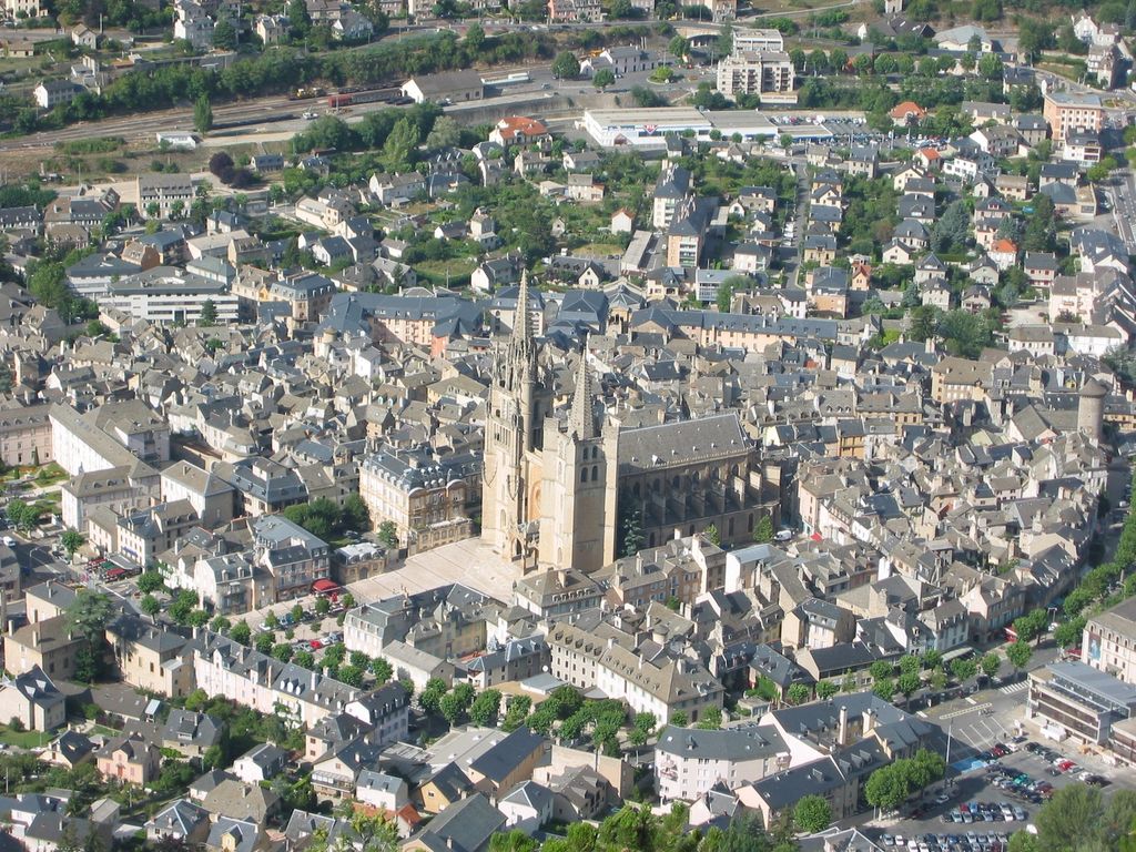 Mende-cathedrale-1 : Mende-cathedrale-1.JPG