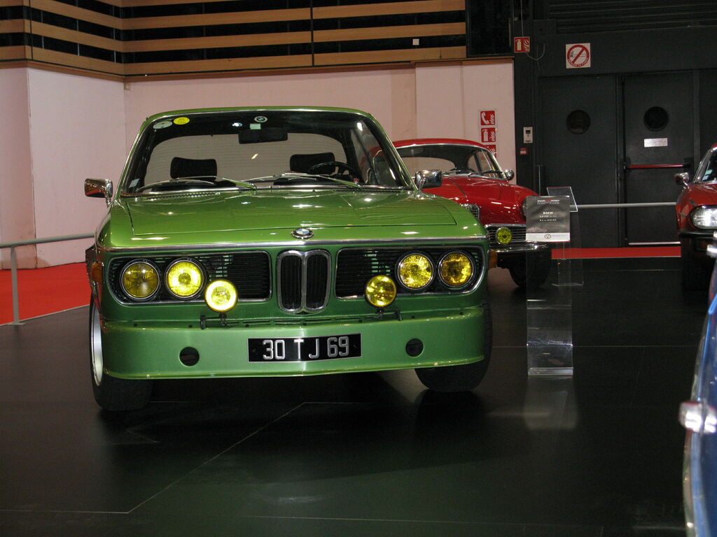 vraies voitures : vraies voitures-salon de l auto 2011 015.JPG