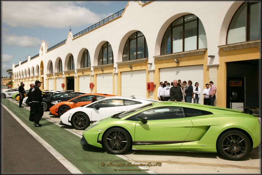 lp570 : lp570-seville-k7.jpg