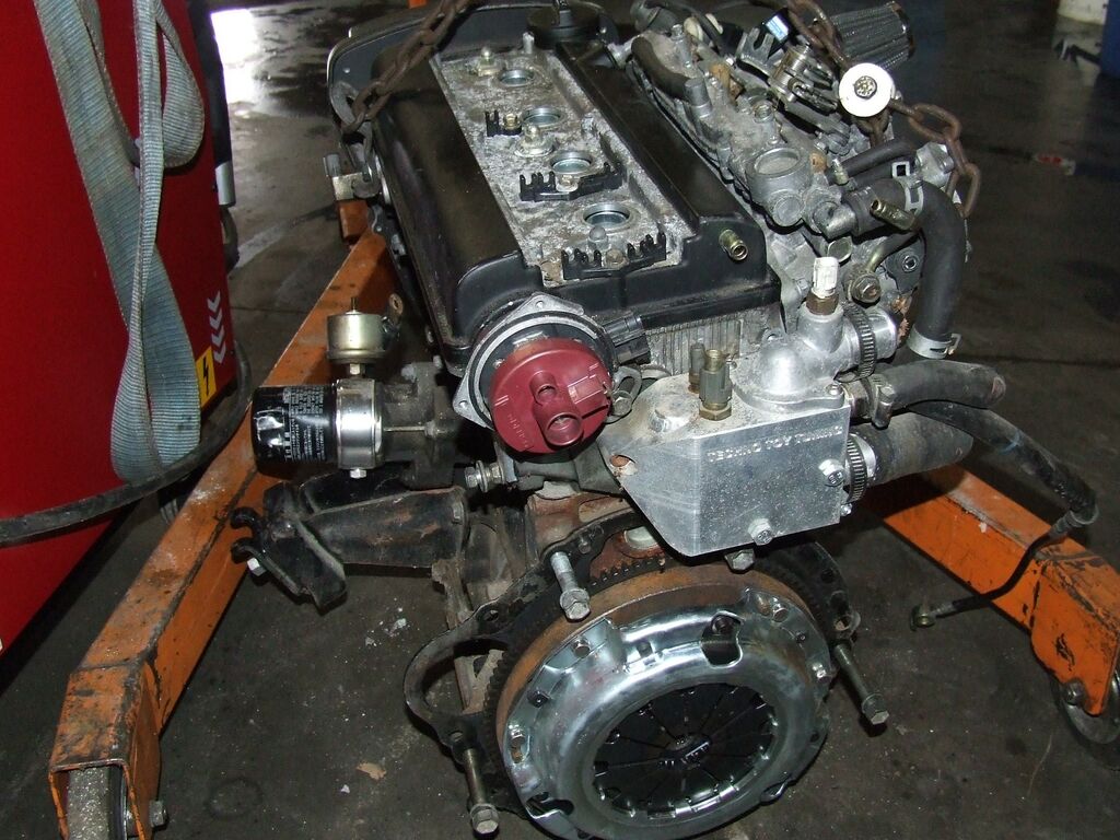 AE86 20 valves 012 : AE86 20 valves 012.JPG