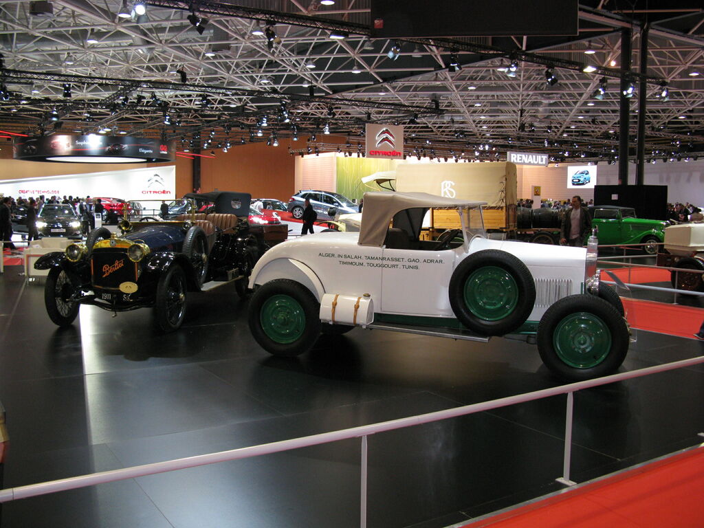 vraies voitures : vraies voitures-salon de l auto 2011 020.JPG