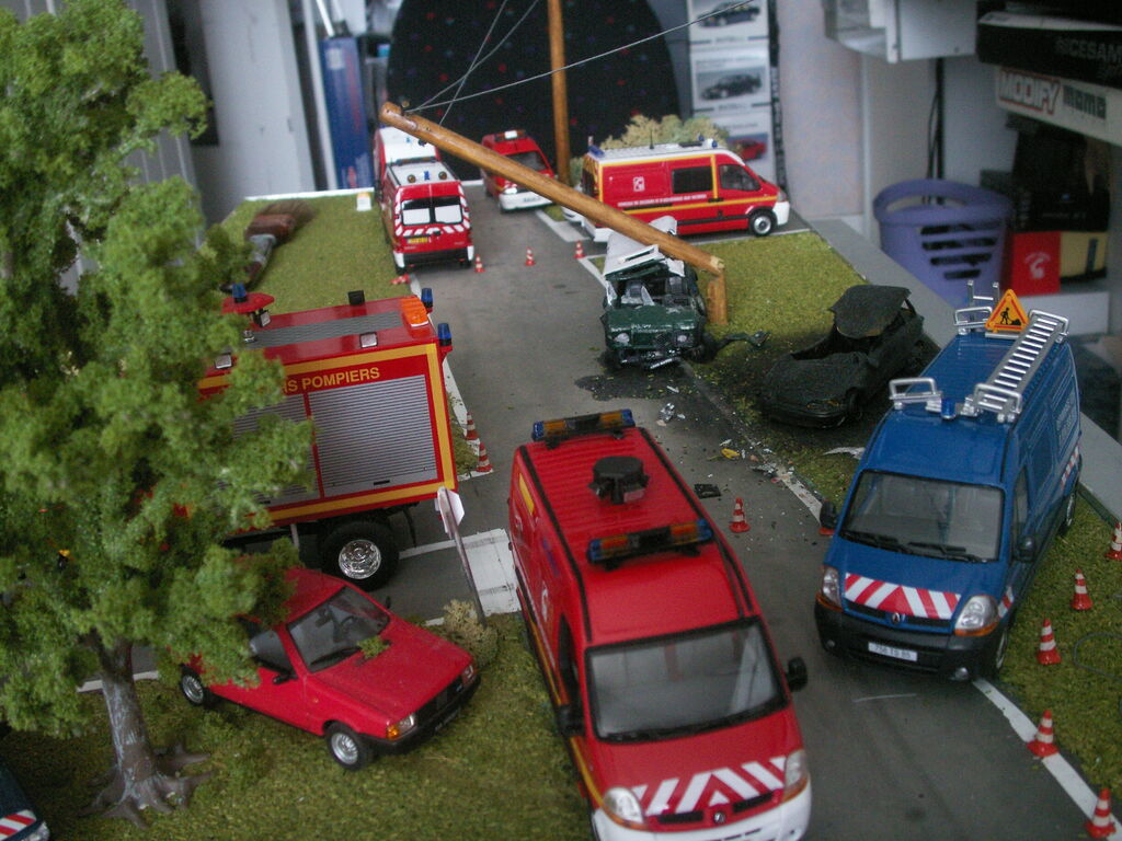 véhicules de pompiers en miniatures : pict1366re4.jpg