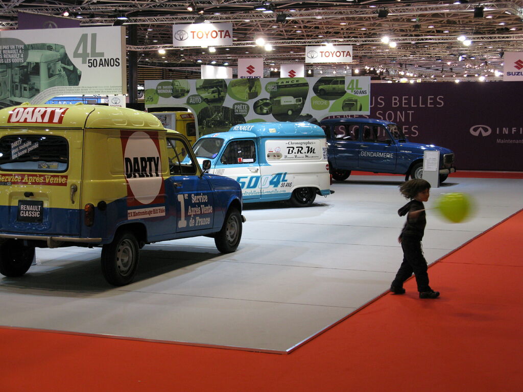 vraies voitures : vraies voitures-salon de l auto 2011 048.JPG