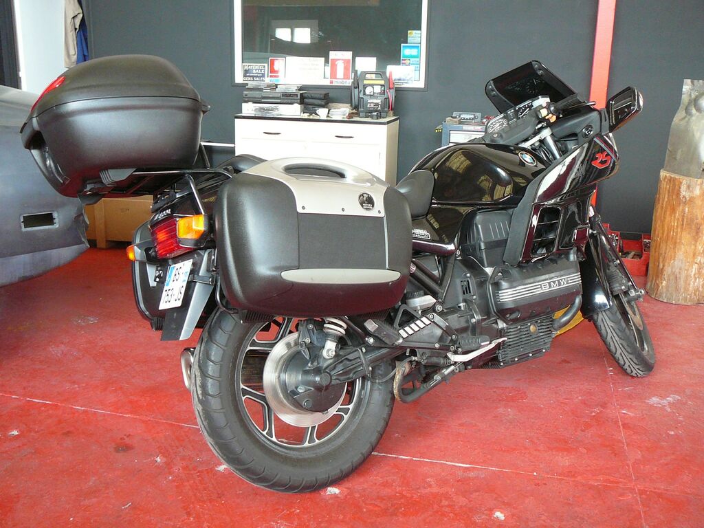 BMW : BMW-P1110198.JPG