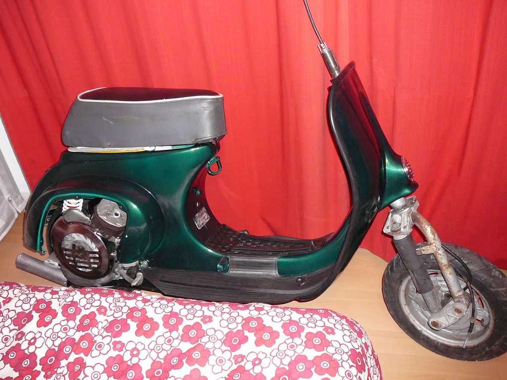 vespa : vespa-P1000369 [1600x1200].JPG