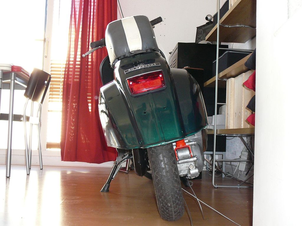 vespa : vespa-P1000682 [1600x1200].JPG