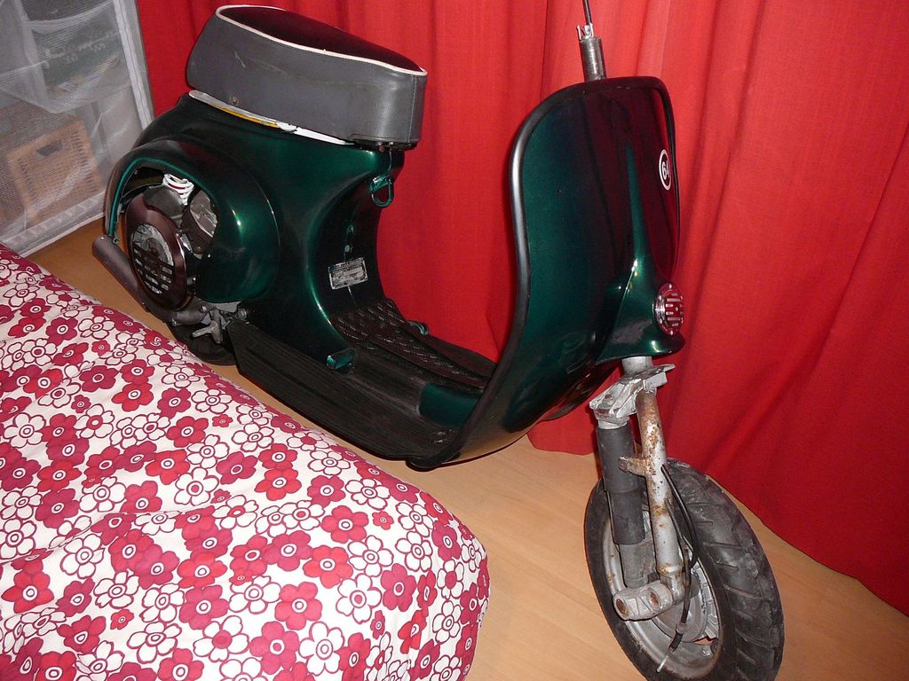 vespa : vespa-P1000368 [1600x1200].JPG