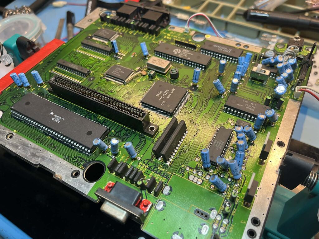 8cc3c97e-118f-438e-9850-bb69b1e13a4e : 8cc3c97e-118f-438e-9850-bb69b1e13a4e.jpg